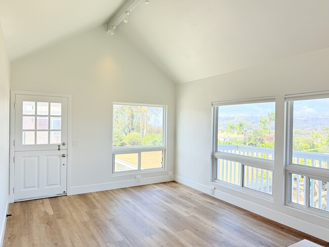 24033 Vista Corona in Dana Point, CA - Building Photo - Building Photo