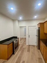 44 S River St, Unit 44-2 in Enfield, CT - Building Photo - Building Photo