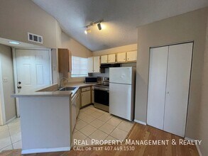 1972 Lake Atriums Cir-Unit -#188 in Orlando, FL - Building Photo - Building Photo