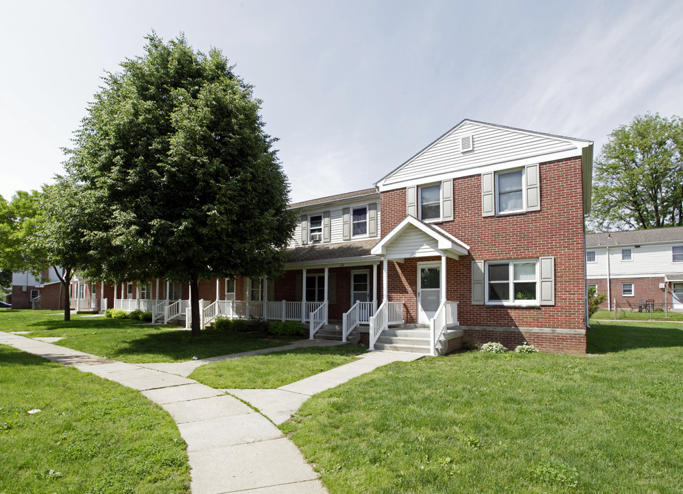 Parkway Homes in York, PA - Building Photo