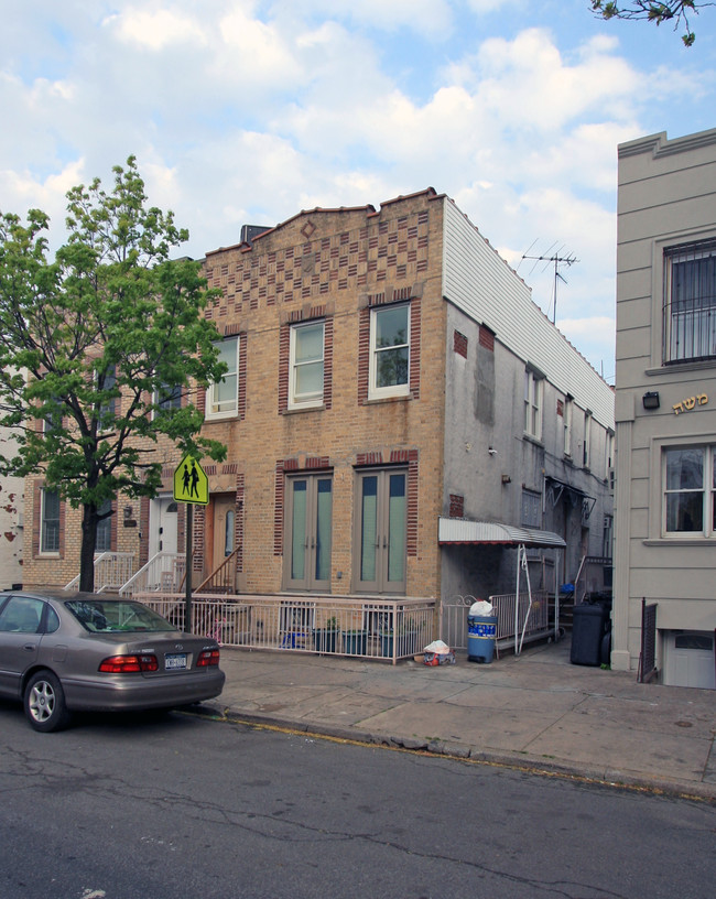 5916 19th Ave in Brooklyn, NY - Building Photo - Building Photo