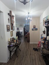 112 Esparza Dr in Bastrop, TX - Foto de edificio - Building Photo