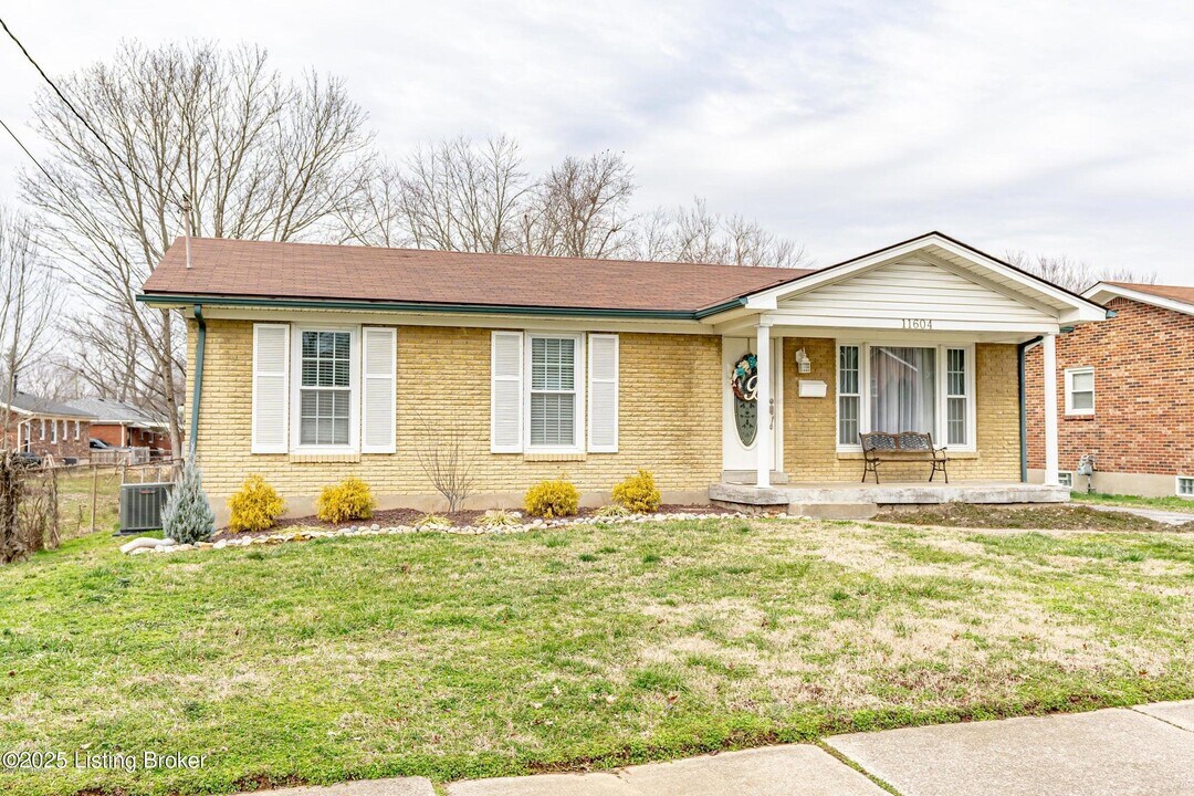11604 Leemont Dr in Louisville, KY - Building Photo