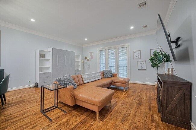 property at 1606 Colorado St