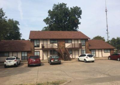 417 Chartrand Ave in Edmond, OK - Foto de edificio