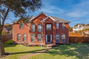 5021 Goldenrod Dr in Frisco, TX - Building Photo