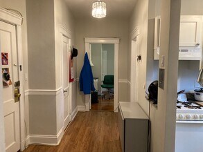 1185 Commonwealth Ave, Unit 9 in Boston, MA - Building Photo - Building Photo