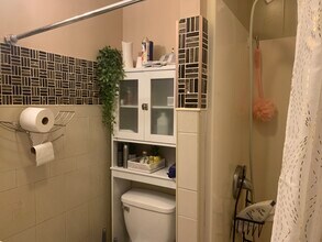 270 N 1st Ave, Unit Private C in Manville, NJ - Building Photo - Building Photo