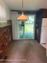 623 Madison Ave in Jermyn, PA - Building Photo - Building Photo