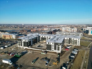 The Standard at Prairie Trail in Ankeny, IA - Foto de edificio - Building Photo