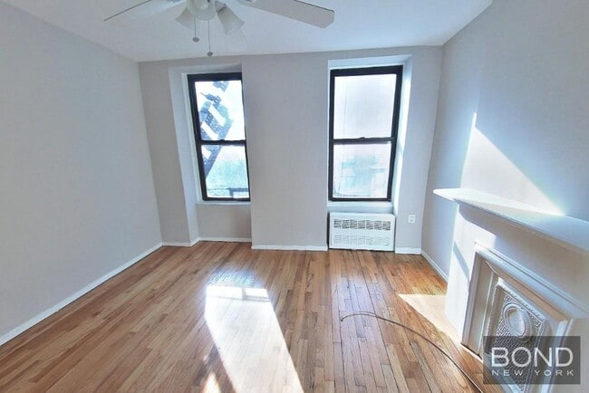 property at 219 E 28th St