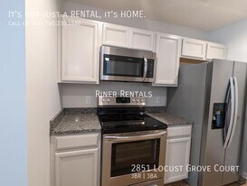 2851 Locust Grv Ct in Harrisonburg, VA - Building Photo