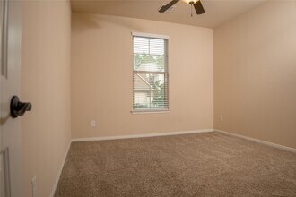 4702 Preserve Park Dr in Spring, TX - Building Photo - Building Photo