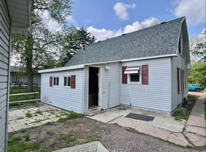 815 W Hanson Ave in Mitchell, SD - Building Photo - Building Photo