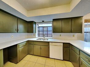 2200 Sandy Creek Trail in Edmond, OK - Building Photo - Building Photo