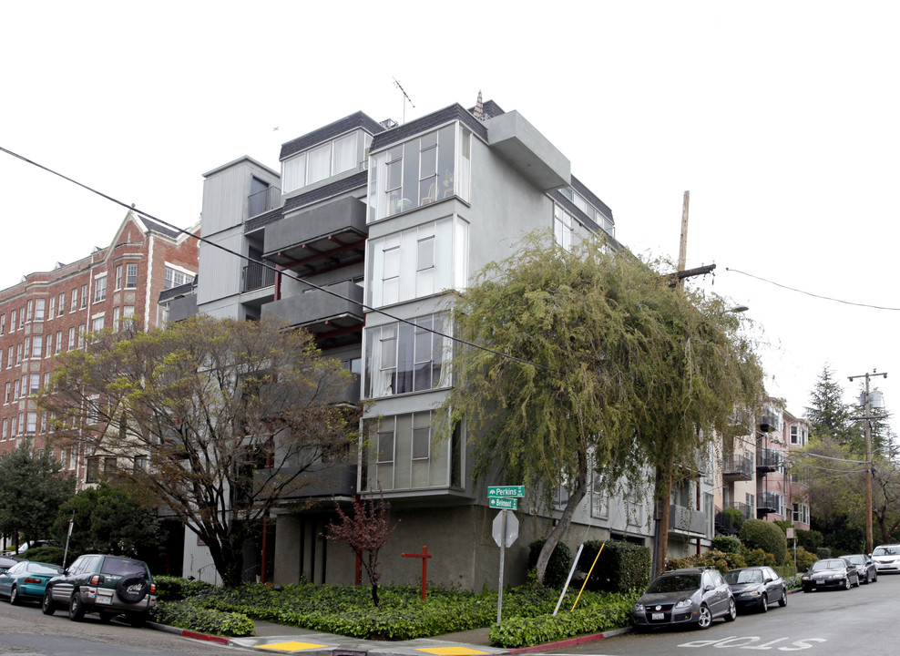 Lakeshore Park Apartments in Oakland, CA - Building Photo