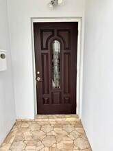 350 Cypress Dr in West Palm Beach, FL - Building Photo - Building Photo