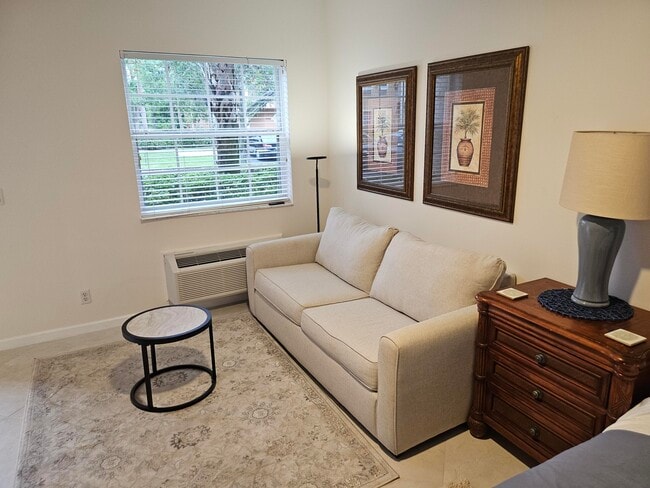 8333 Mulligan Cir in Port St. Lucie, FL - Building Photo - Building Photo