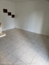 2035 Edgewater Dr in Clearwater, FL - Foto de edificio - Building Photo