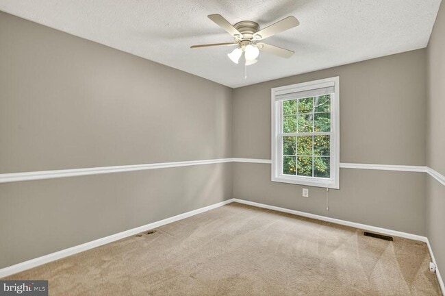 property at 9165 Forest Lawn Ct