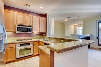 8841 Promenade N Pl in San Diego, CA - Building Photo - Building Photo