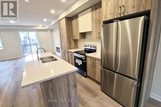 23 Agnes Ln. in Richmond Hill, ON - Building Photo - Building Photo