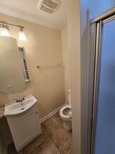 107a Oakwood Dr in Havelock, NC - Building Photo - Building Photo