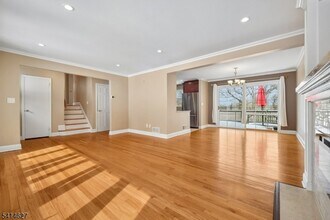 149 Hillside Ave in Berkeley Heights, NJ - Building Photo - Building Photo