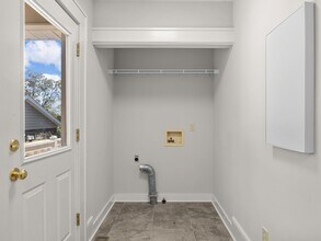 201 Lancaster Ave in Greer, SC - Building Photo - Building Photo
