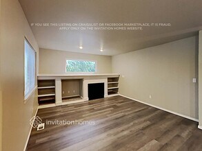 12408 Crystal Pl NE in Lake Stevens, WA - Foto de edificio - Building Photo