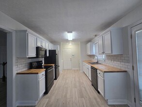 11 Overlook Rd in Cameron, NC - Building Photo - Building Photo