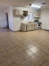 1435 E 13th St in Douglas, AZ - Building Photo - Building Photo