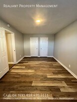 2082 Fairmont Ct in Lexington, KY - Building Photo