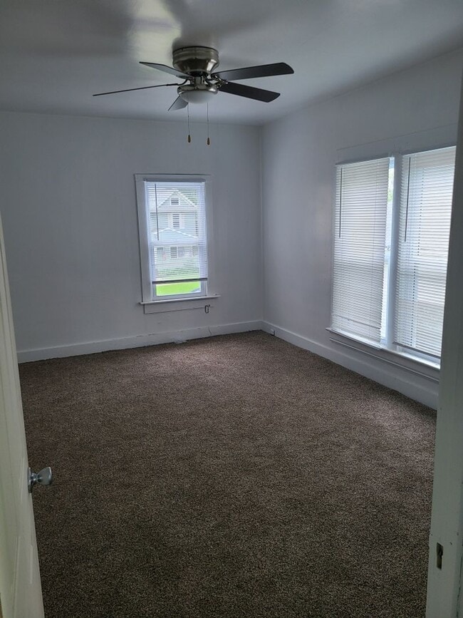 1309 Grant Ave in Waterloo, IA - Building Photo - Building Photo