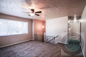 1606 N 107th Ave in Omaha, NE - Building Photo - Building Photo