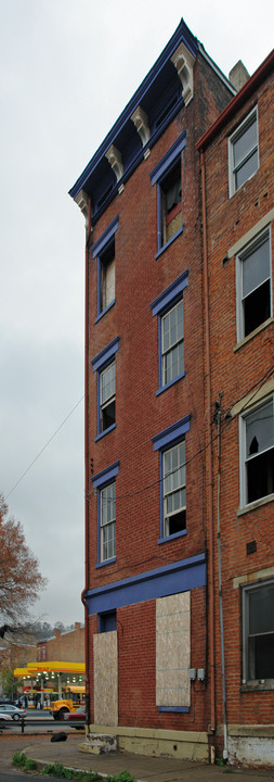 1510-1512 Moore Street in Cincinnati, OH - Building Photo