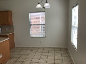 741 Kentucky Derby Ln in Fort Worth, TX - Building Photo - Building Photo