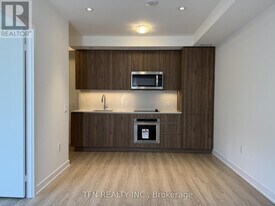 15 Richardson St in Toronto, ON - Building Photo