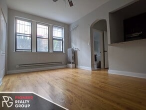 4616 N Paulina St in Chicago, IL - Building Photo - Building Photo