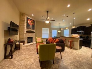 12500 Ellen Ct in Austin, TX - Building Photo - Building Photo