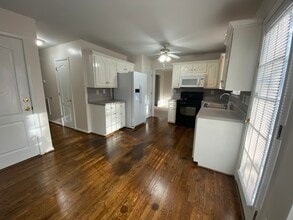 40 Papa Ln in Chelsea, AL - Building Photo - Building Photo