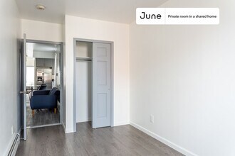 Private bedroom in 4 bed/2 bath Home in New York, NY - Building Photo - Building Photo