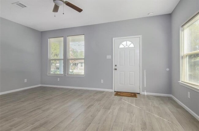 420 Owens St in Houston, TX - Building Photo - Building Photo