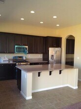 15922 Carparzo Dr in Bakersfield, CA - Building Photo - Building Photo