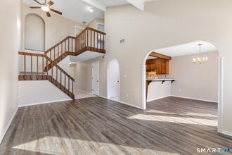 68 Copper Beech Dr in Rocky Hill, CT - Building Photo - Building Photo