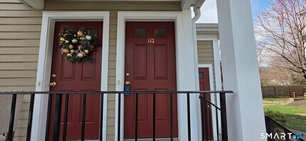 20 Orchard St in Brookfield, CT - Building Photo - Building Photo