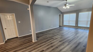 14102 Fort Nelson Dr in Houston, TX - Building Photo - Building Photo