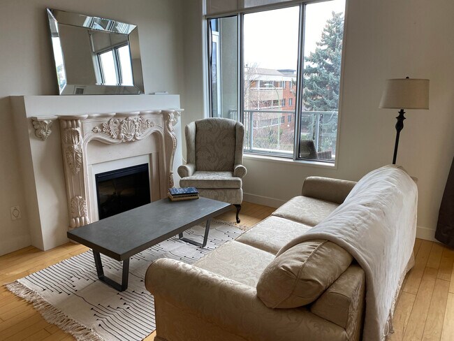 1495 Graham St in Kelowna, BC - Building Photo - Building Photo