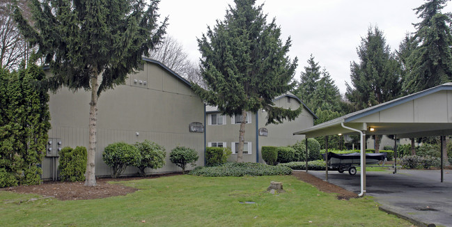 Sleepy Hollow Court Apartments in Puyallup, WA - Building Photo - Building Photo