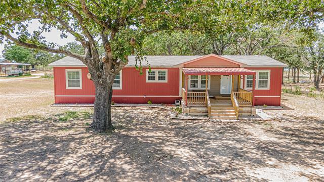 3620 Co Rd 256 in Stephenville, TX - Building Photo